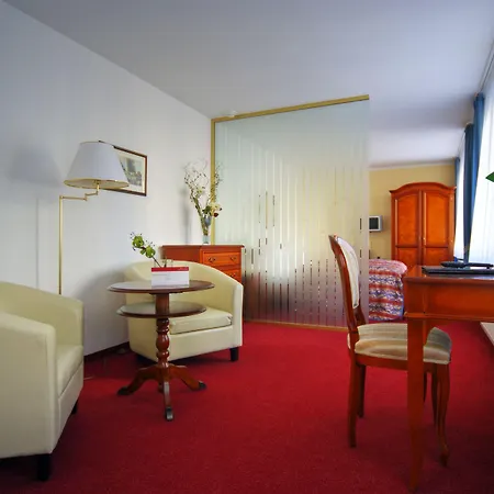 Kurpark 4*