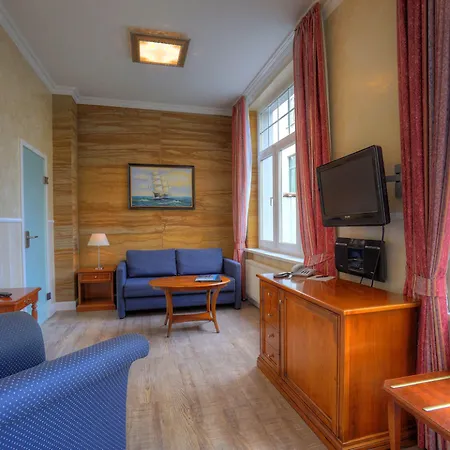 Kurpark 4*