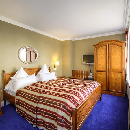 Kurpark Hotel 4*