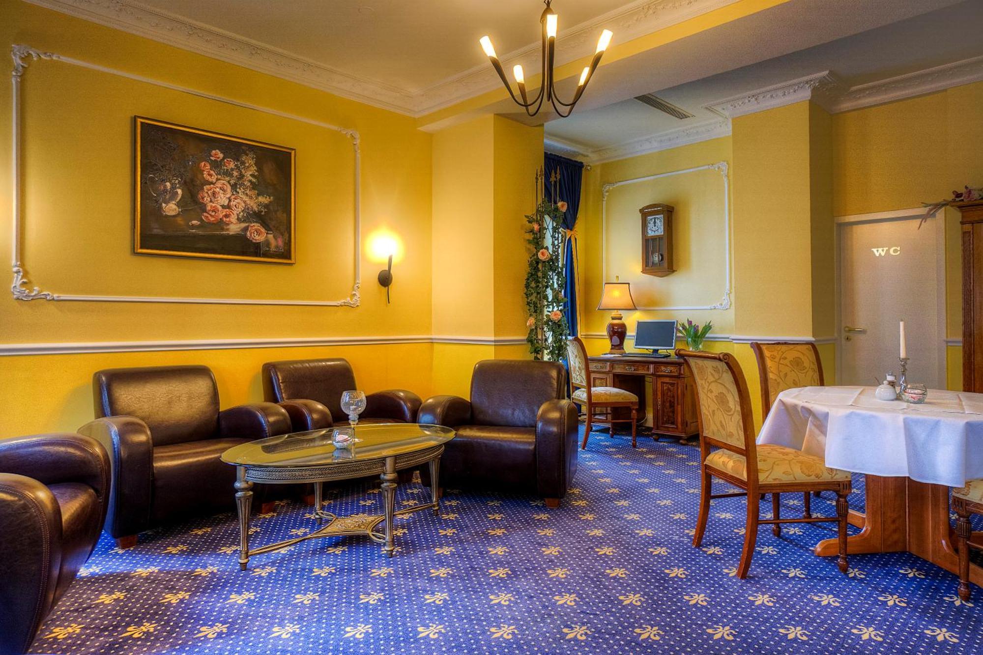 Hotel Kurparkhotel Warnemuende 4*