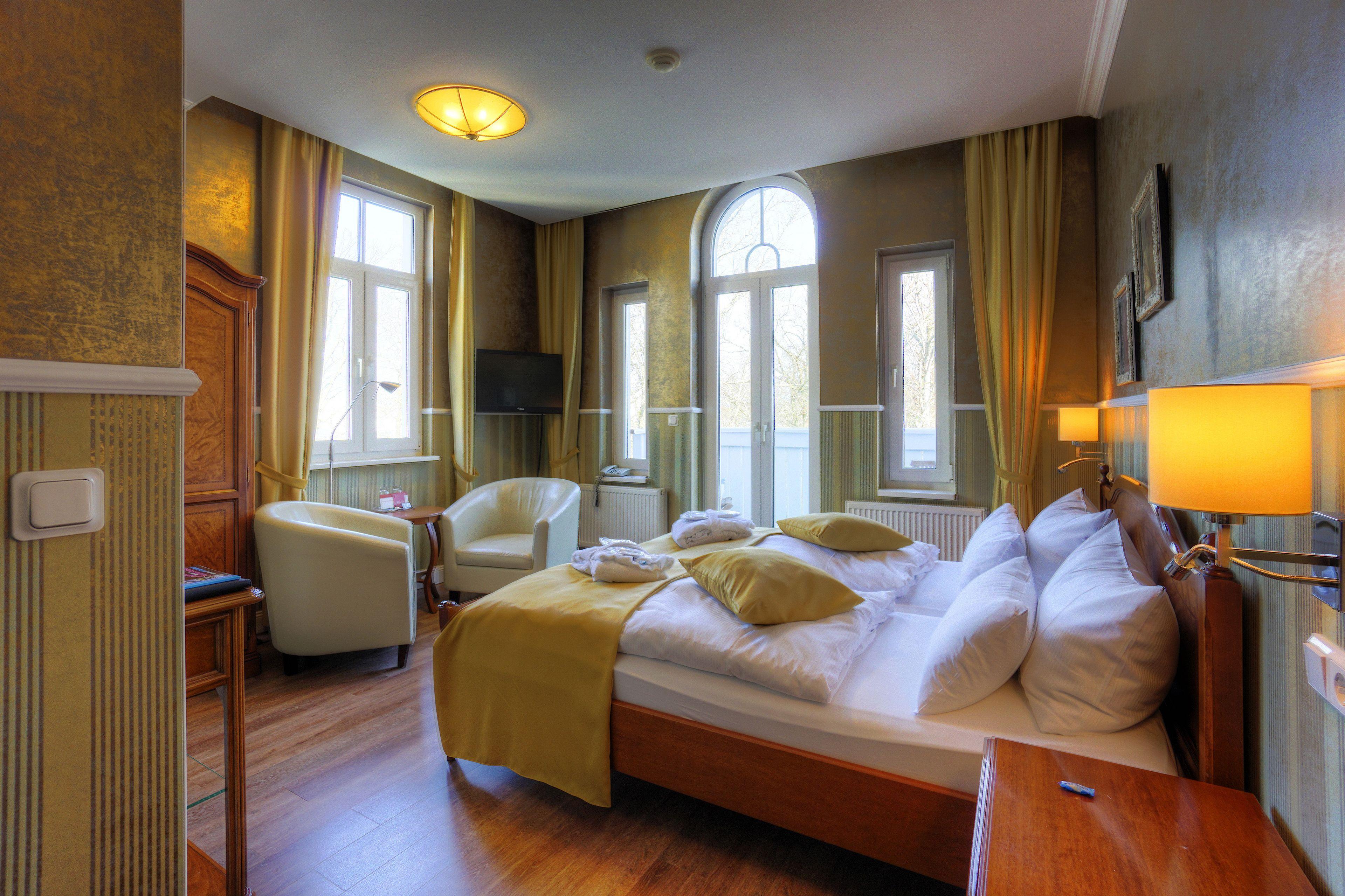 Hotel Kurparkhotel Warnemuende 4*