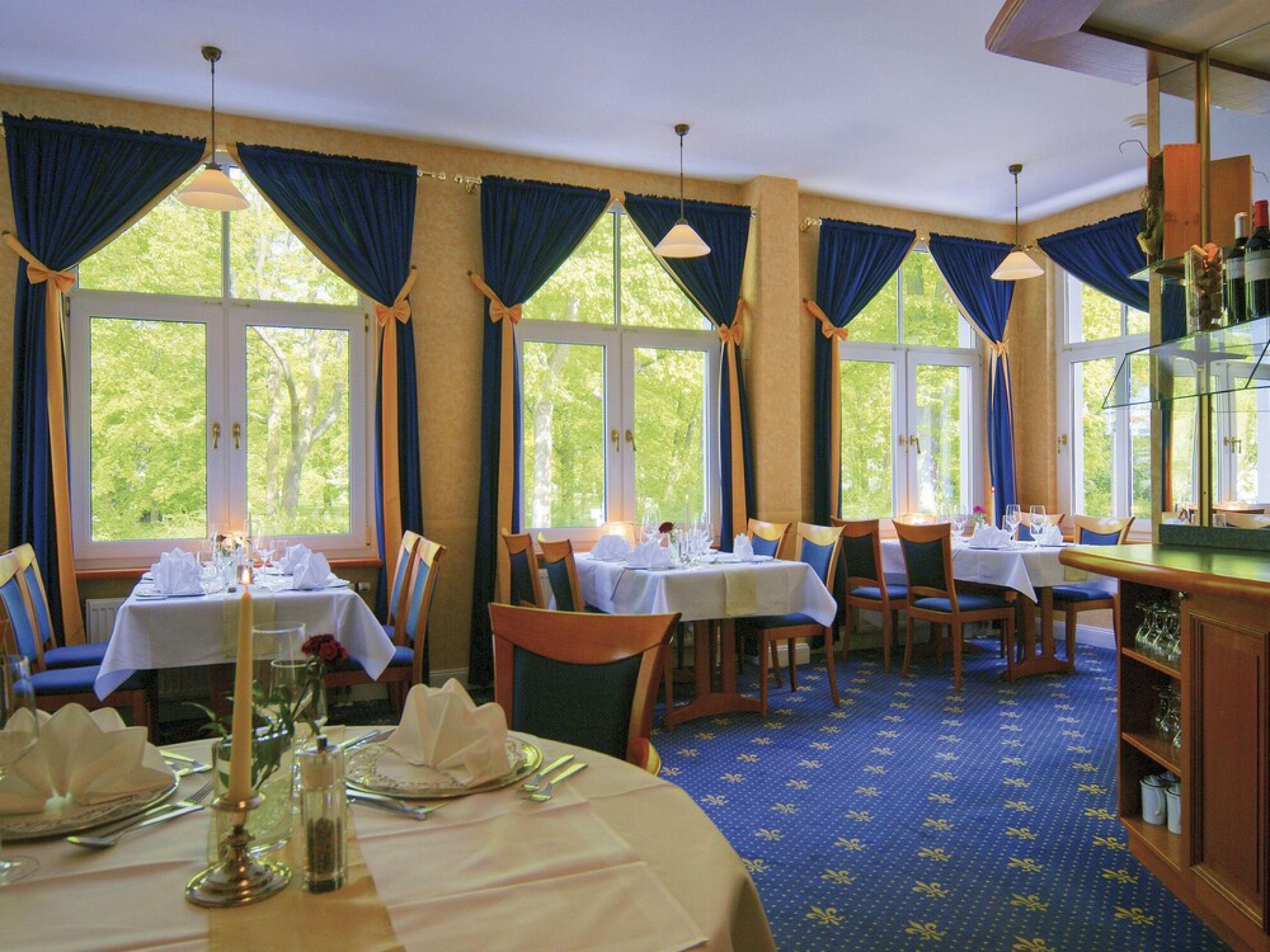 Kurparkhotel Warnemuende Hotel 4*