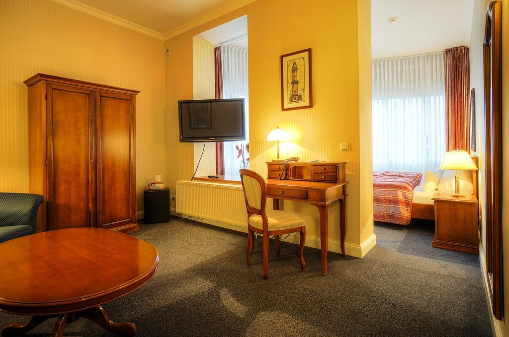 Kurparkhotel Warnemuende 4* Rostock