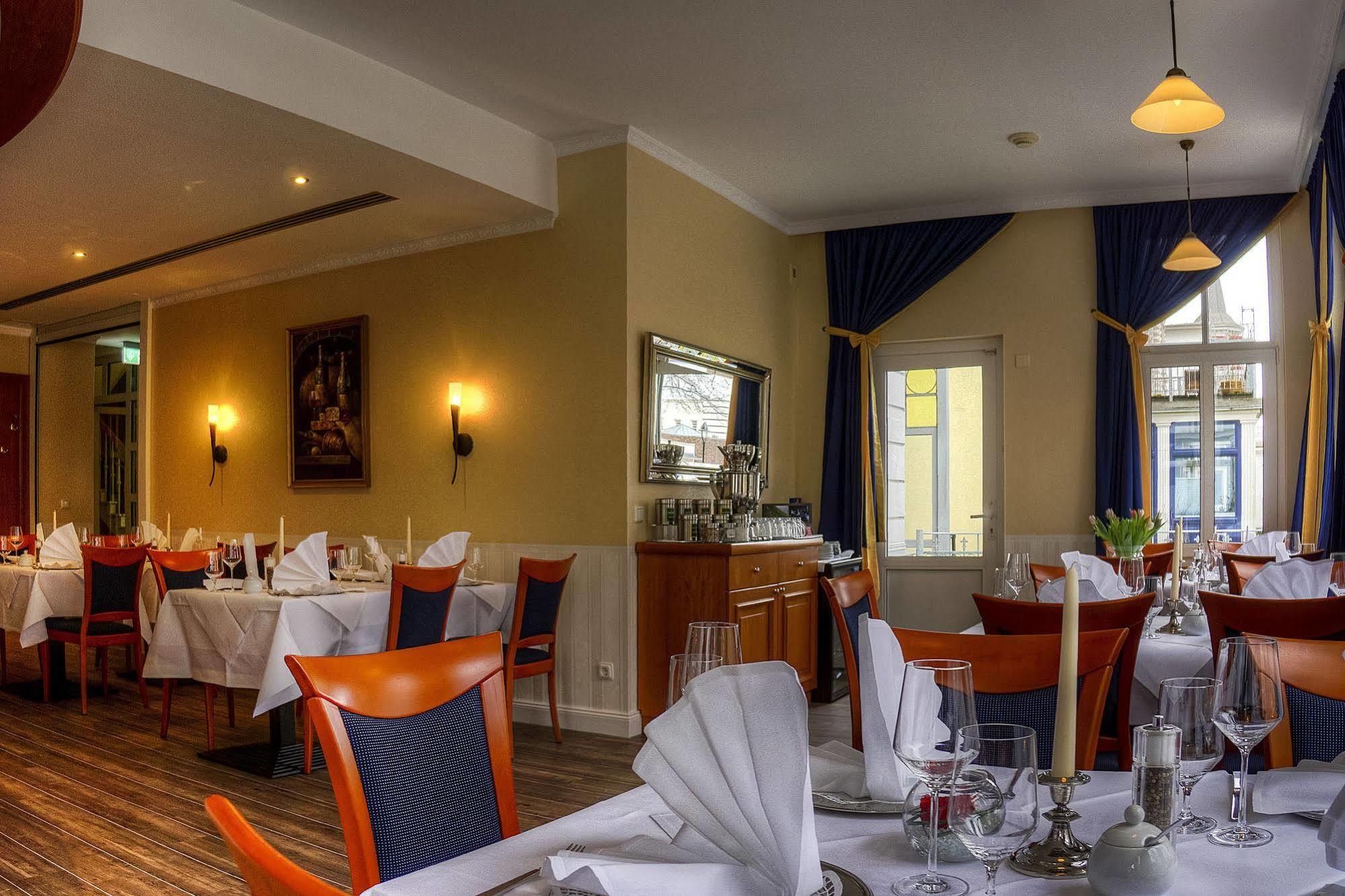 Kurparkhotel Warnemuende 4* Rostock